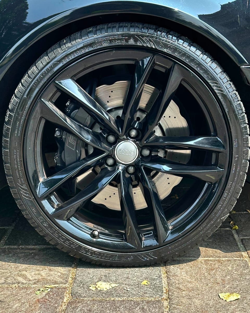 Noleggio Audi RS 6 Avant a Milano — vista 1 di 2