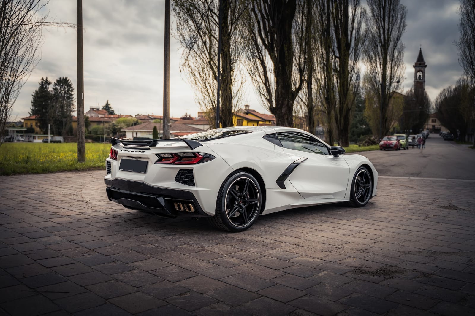 Noleggio Chevrolet Corvette C8 Stingray a Milano — vista 1 di 2