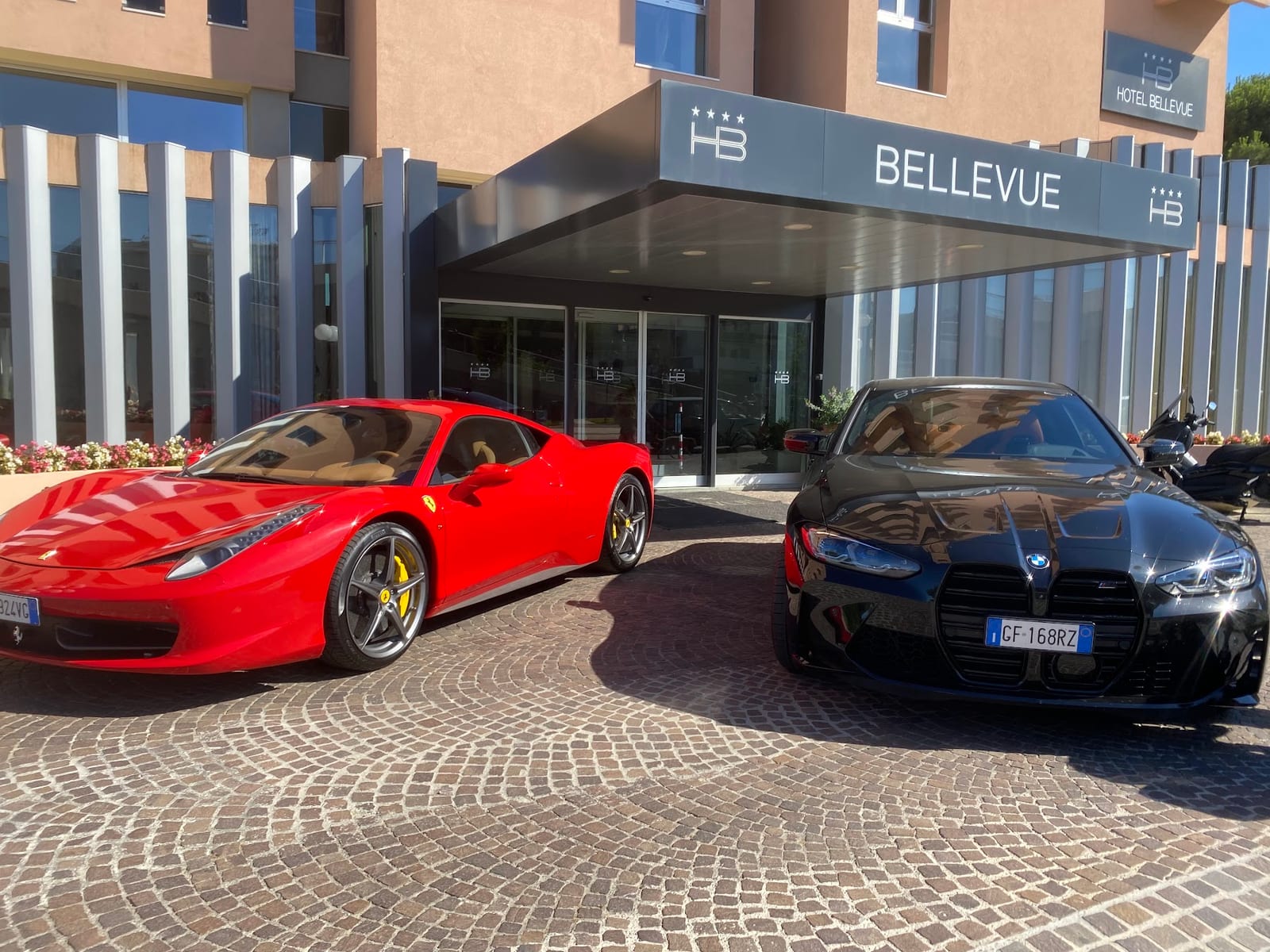 Noleggio Ferrari 488 GTB a Milano — vista 2 di 2