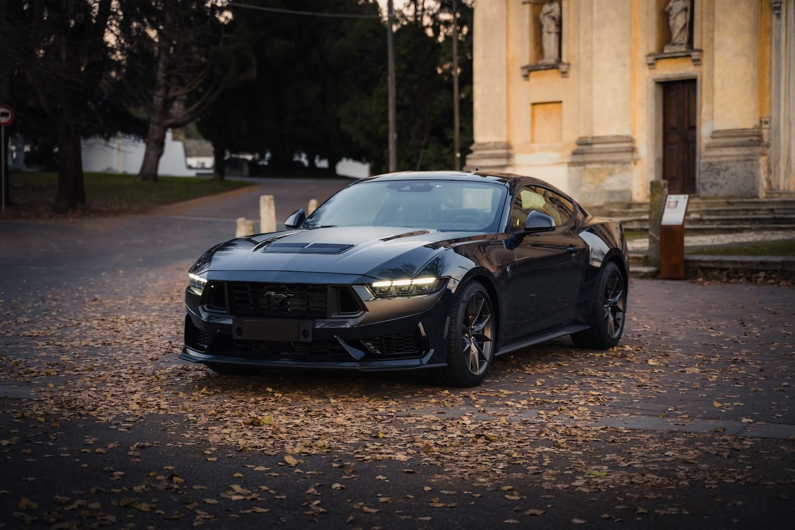 Noleggio Ford Mustang GT a Milano — vista 1 di 2