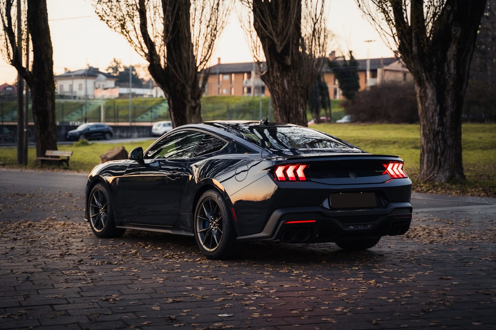 Noleggio Ford Mustang GT a Milano — vista 2 di 2
