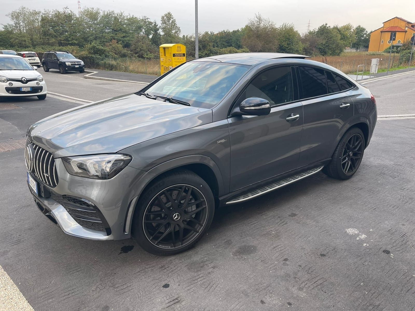 Noleggio Mercedes-AMG GLE 53 Coupé a Milano — vista 1 di 3
