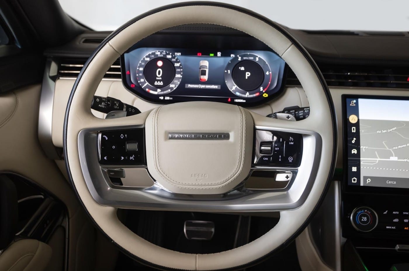 Noleggio Range Rover Vogue a Milano — vista 3 di 3